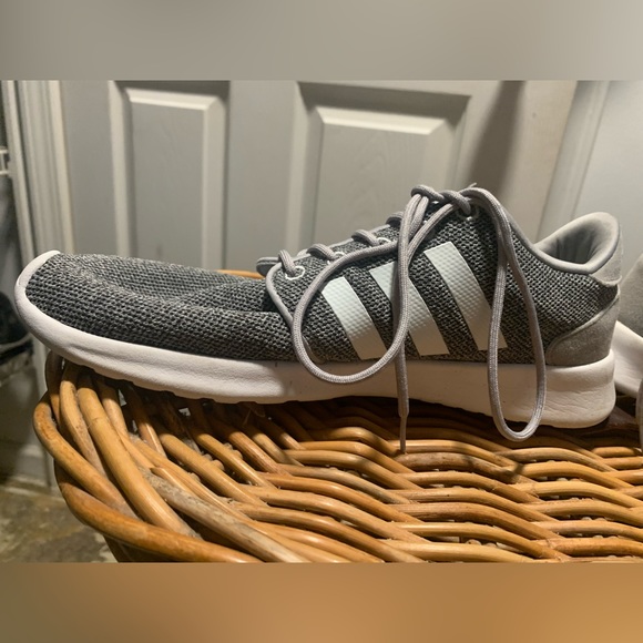 Adidas Neo Cloudfoam grey running shoes 9.5-Wore just a few times -like new - Picture 6 of 11